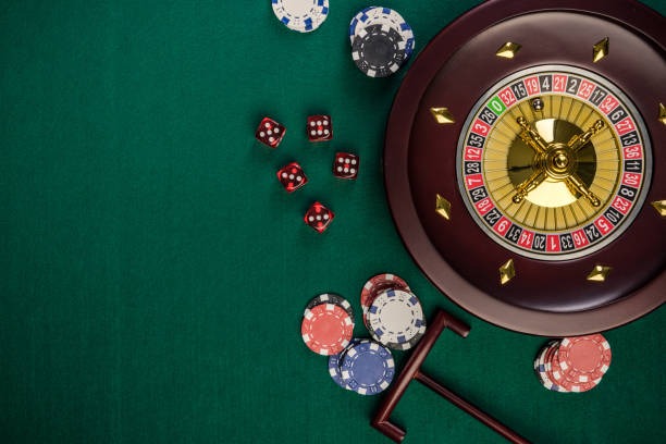 mariatogel platform showing sportsbook, live dealer, and slots on mobile